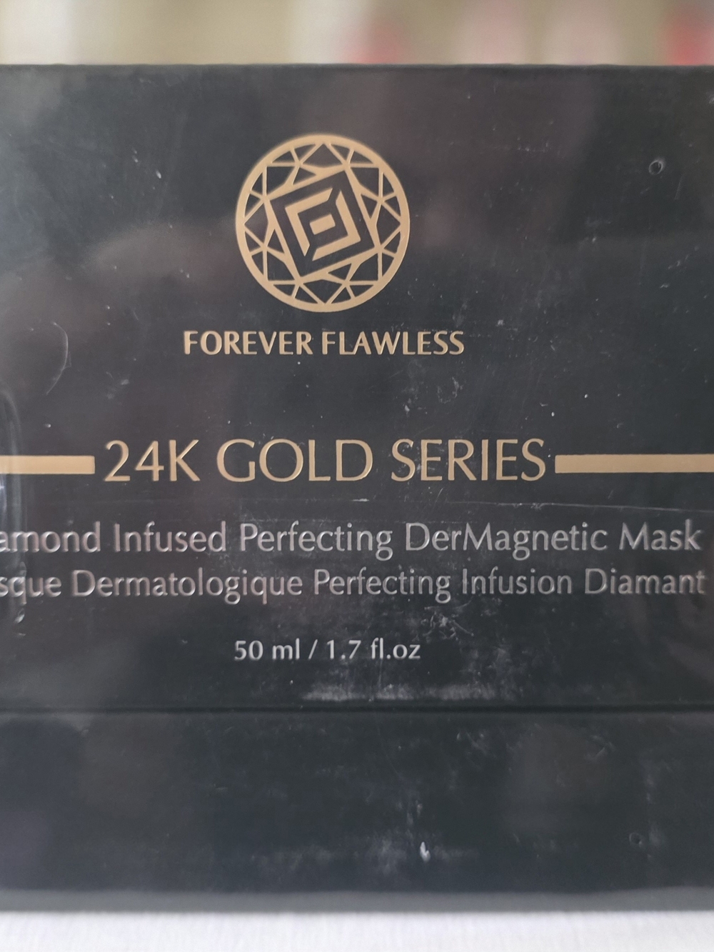 Forever Flawless 24K Gold Series Diamond Infused Mask - Retail $1,499